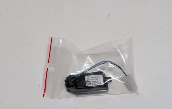 Mercedes-Benz B W247 Front door wing mirror part A0999061001 21326122T 20251210