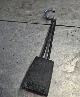 Mercedes-Benz S W140 Middle seatbelt buckle (rear) 1408600169 16343026
