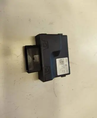 Audi A5 Fuel injection pump control unit/module 8W0906093E