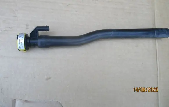 Peugeot 2008 II Breather hose/pipe 9812135680