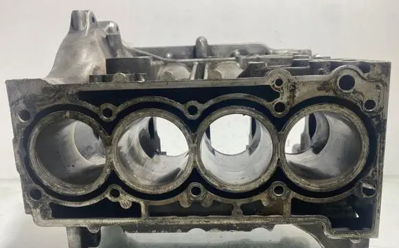 Volkswagen Golf VI Engine block 03F103019K