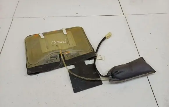 Toyota Avensis T270 Seat heating element 