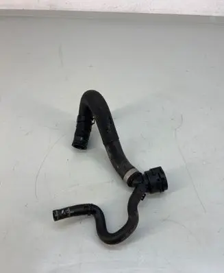 Volkswagen PASSAT B8 Engine coolant pipe/hose 5Q0122157CL