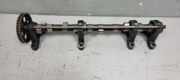 Mercedes-Benz 200 300 W123 Camshaft 