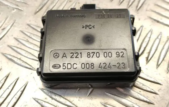 Mercedes-Benz S W221 Rain sensor A2218700092 73628123 5DC00842423