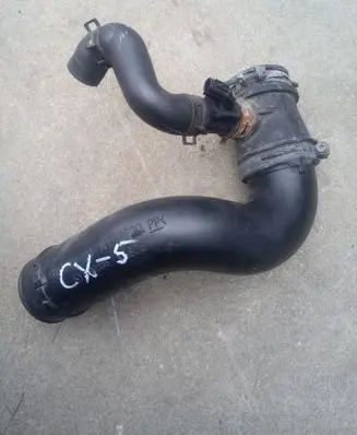 Mazda CX-5 Turbo air intake inlet pipe/hose K6805