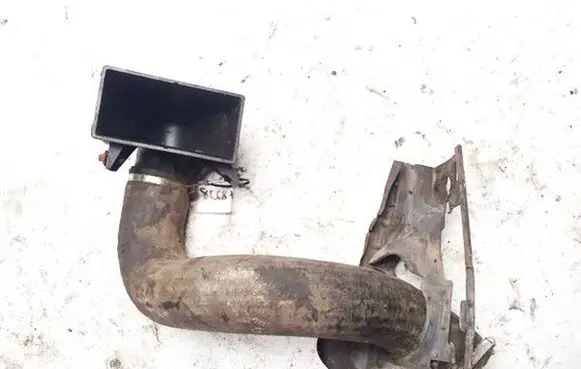 Volvo V70 Intercooler hose/pipe