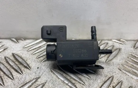 BMW 5 F10 F11 Turbo solenoid valve 7810831