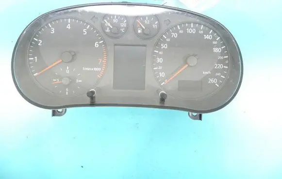 Speedometer (instrument cluster)
