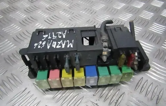 Mazda 626 Fuse box set