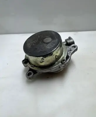 BMW 3 E46 Vacuum pump 72817601B