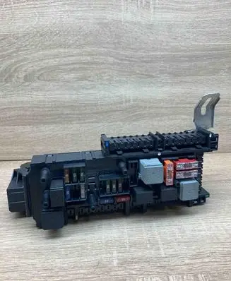 Mercedes-Benz E W212 Central body control module 2129004201 2125453032