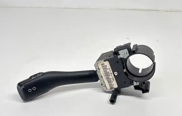 Volkswagen Golf IV Indicator stalk 8L0953513G 8L0953513