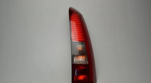 Volvo V70 Rear/tail lights 9154494