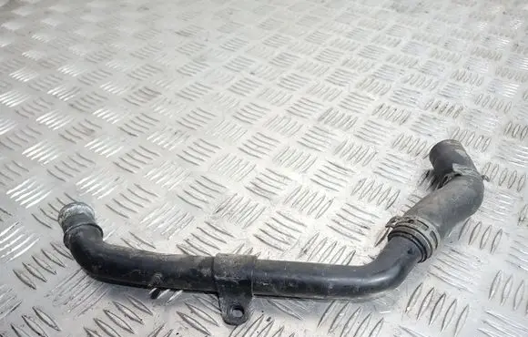 Audi A4 S4 B7 8E 8H Engine coolant pipe/hose 06D121065L