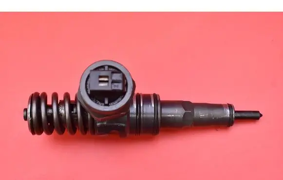Fuel injector