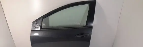 Toyota Yaris XP210 Front door 000099