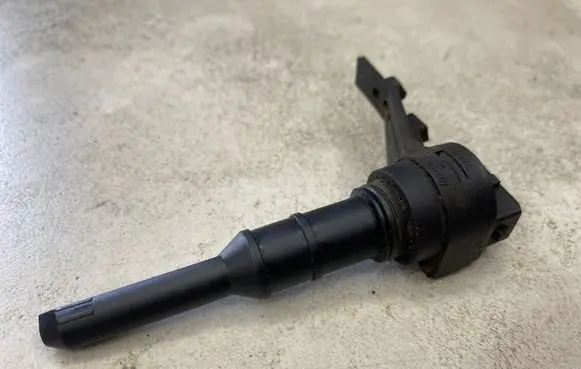 Audi A4 S4 B6 8E 8H Speed sensor (speedometer sensor) 012409191D