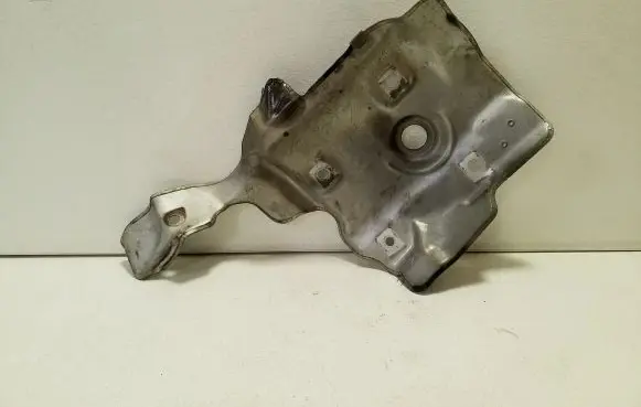 Exhaust heat shield