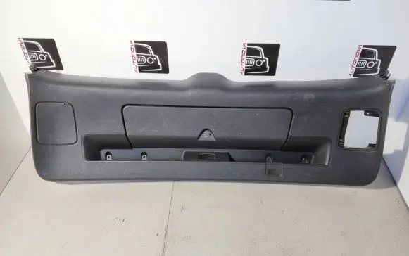 Audi Q7 4L Tailgate trim 4L0867973B 4L0867973