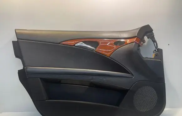 Mercedes-Benz E W211 Front door card panel trim A2117208552 00009E65 7730389