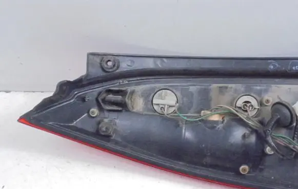 Mazda Premacy Rear/tail lights 220-61908