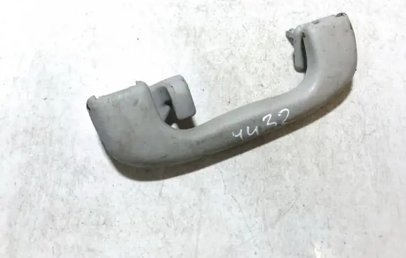 Opel Mokka Rear interior roof grab handle