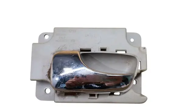 Volvo XC70 Front door interior handle 9152497 M0NAC0 7847