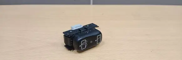 Mercedes-Benz ML W163 Wiper switch 1638203410