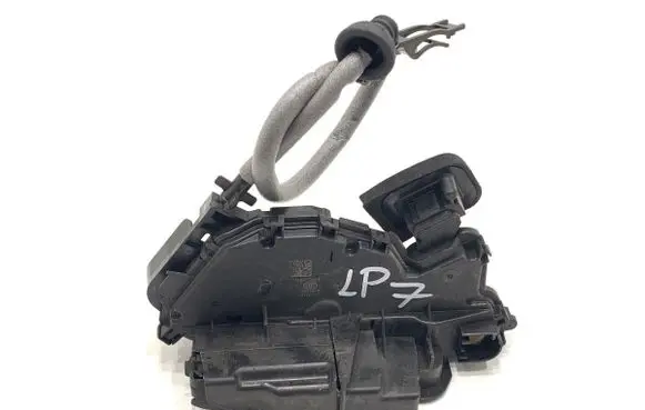 Volkswagen Caddy Front door lock 5TB837015B