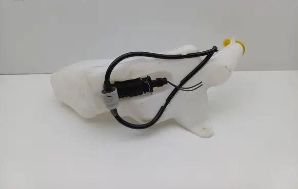 Opel Astra G Windshield washer fluid reservoir/tank