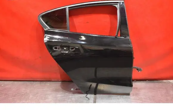 Ford Focus Rear door 