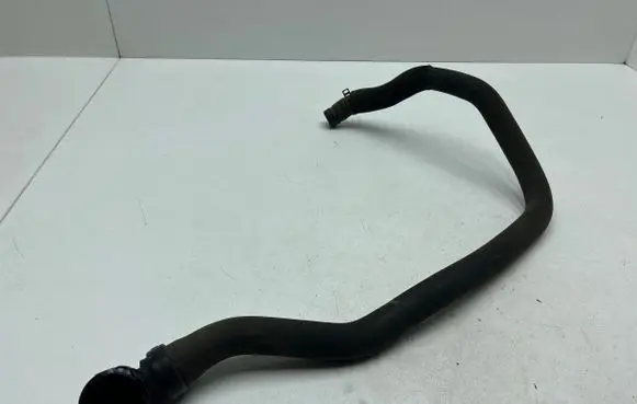 Peugeot 308 Engine coolant pipe/hose H8R22944