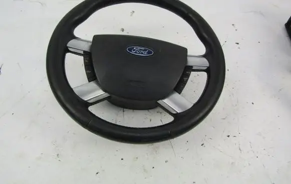 Ford Focus C-MAX Steering wheel 