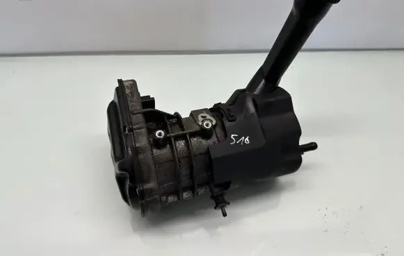 Citroen C4 I Picasso Power steering pump 9684040180 GEP65C A0012439
