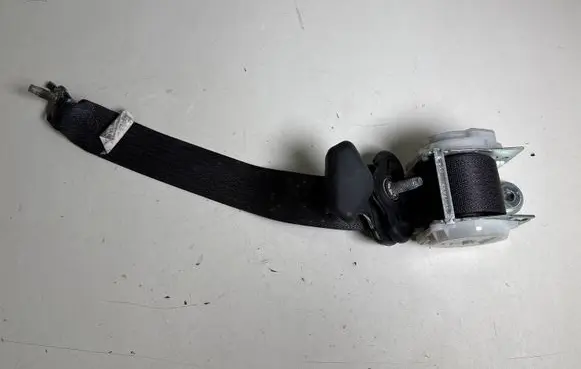Ford Mustang V Rear seatbelt 2028584AC