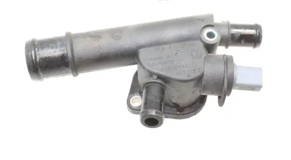 Audi A4 S4 B7 8E 8H Thermostat housing 038121132D