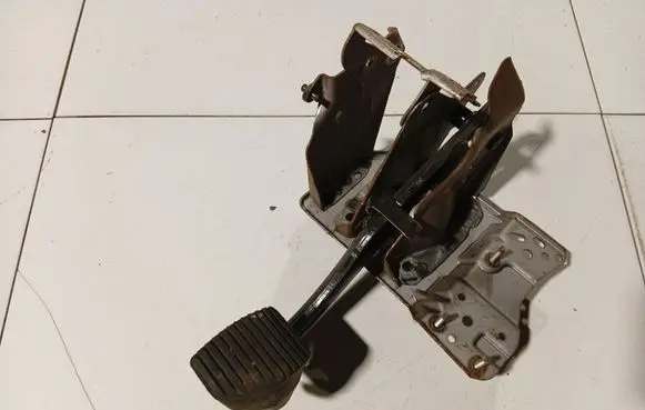 Brake pedal