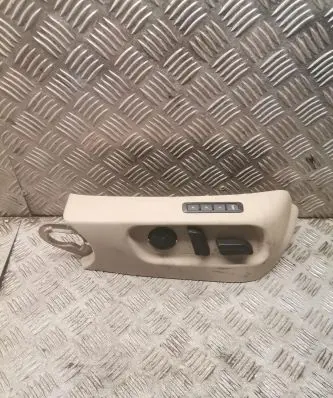 Skoda Octavia Mk2 (1Z) Front door seat control surround trim 1z0881318p