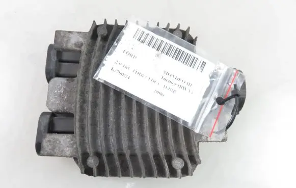 Ford Mondeo Mk III Coolant fan relay 940004106