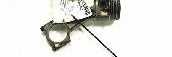 Renault Clio III Piston with connecting rod