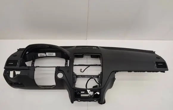 Mercedes-Benz C W204 Dashboard 