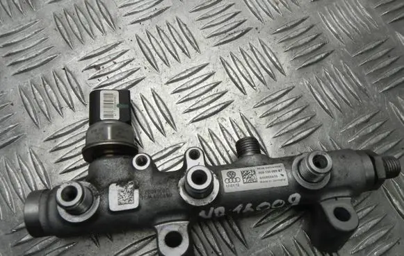Porsche Cayenne (92A) Fuel distributor 059130089BT VD16009