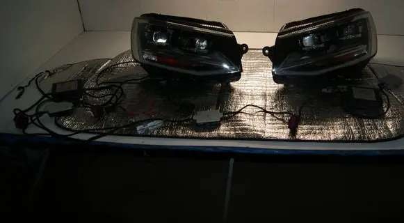 Volkswagen Multivan T6 Headlights/headlamps set 90085159 900851590KTU 7E1941774