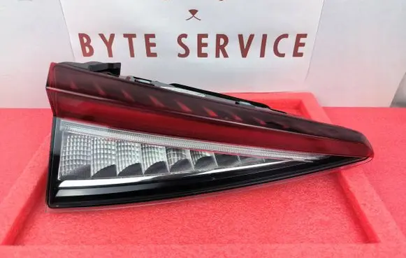 Skoda Enyaq iV Rear/tail lights 5LG945307B