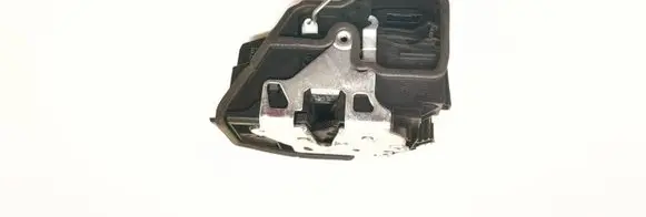 BMW 3 F30 F35 F31 Front door lock (next to the handle) A053702