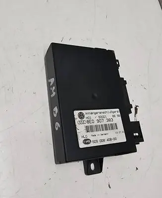 Audi A4 S4 B6 8E 8H Tow bar trailer control unit/module 5DS00840800 S0001 8E0907383
