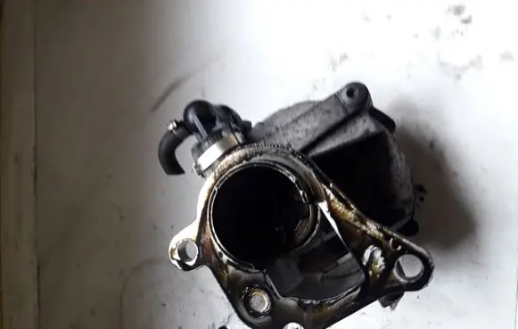 Vacuum pump