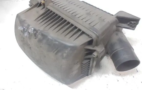 Air filter box