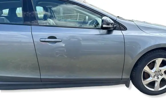 Volvo V40 Cross country Front door 